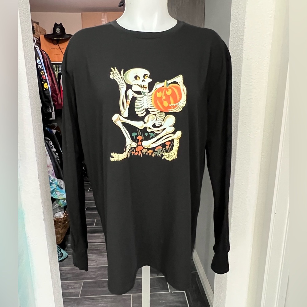 LuLaRoe Skeleton & Pumpkin Black Long Sleeve Top